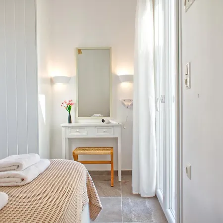 Close To The Beach Luxurious 2 Bedroom With Balcony - Esencia Naxian Apartmán *