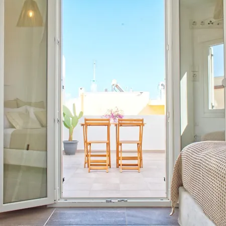 Apartmán Close To The Beach Luxurious 2 Bedroom With Balcony - Esencia Naxian *