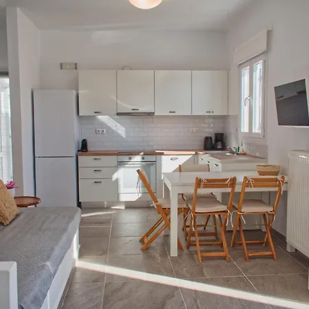 Apartmán Close To The Beach Luxurious 2 Bedroom With Balcony - Esencia Naxian